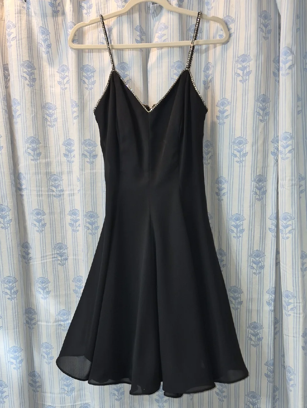 E Francis Rhinestone spaghetti strap Trim Evening Party Black Mini Dress Sz 8